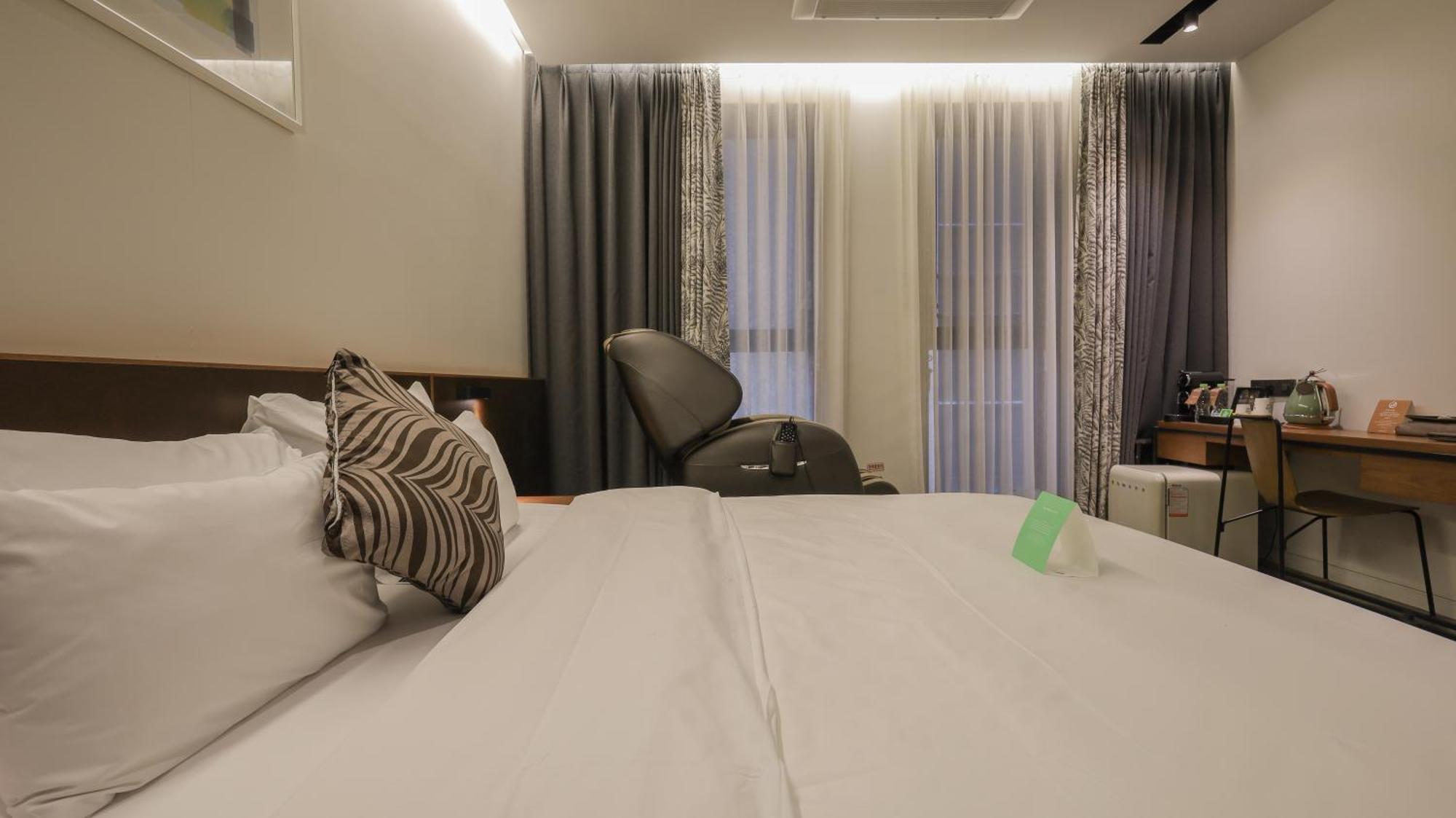 Pangyo Business & Tourist Hotel Kynd Seongnam Bagian luar foto